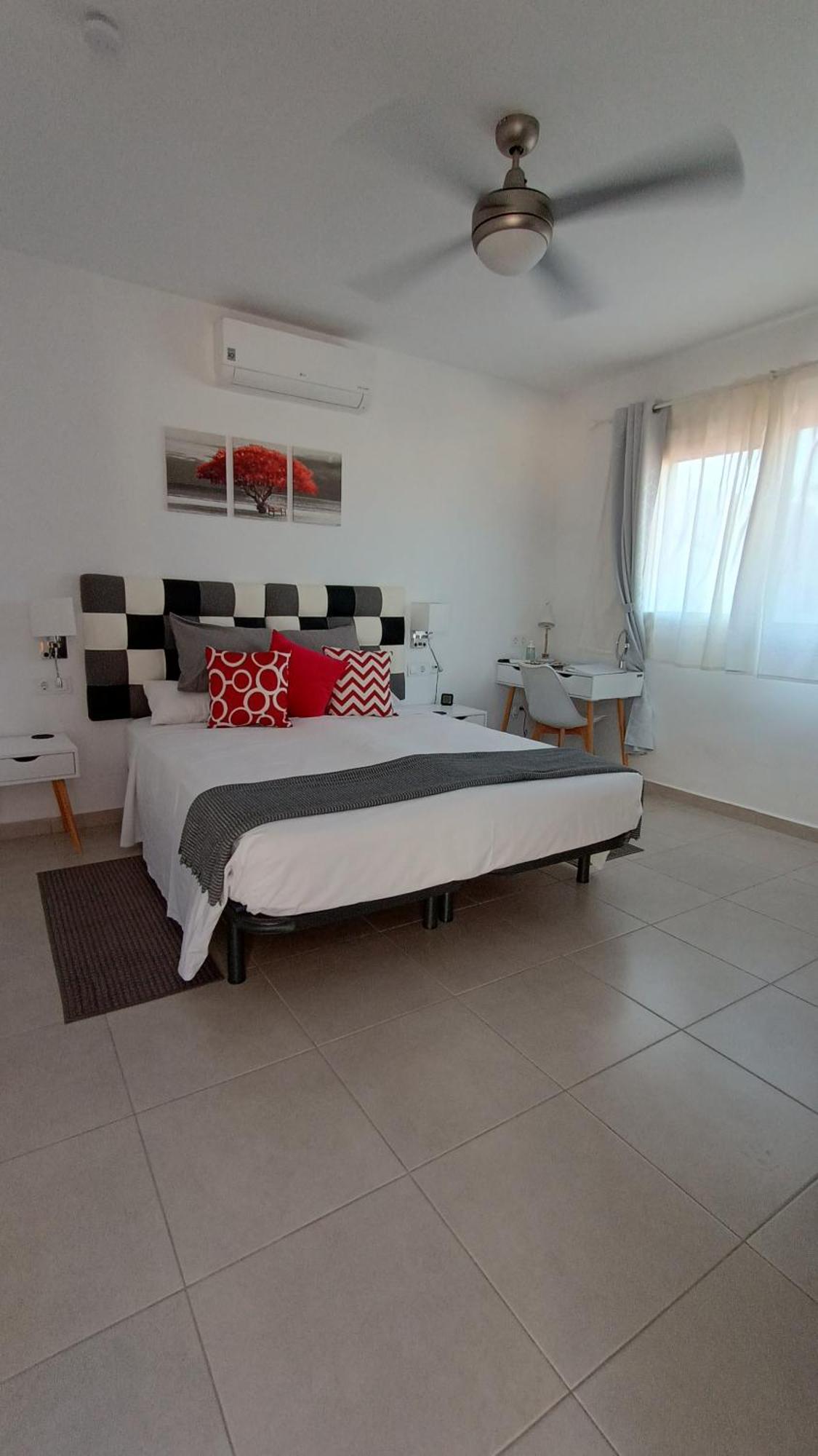 Casa Rainbow - Boutique Bed & Breakfast (Adults Only) Vista de los Angeles-Rumina Екстериор снимка
